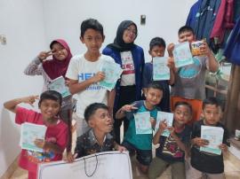 Pelaksanaan English Fun Day untuk Mengembangkan Speaking Skills bagi Siswa SD Dusun Ngandong