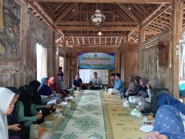 PEMBINAAN KELOMPOK BATIK KENCONO RUKMI 